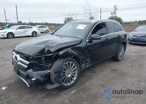 2018 Mercedes-Benz Glc 300 4Matic z USA, uszkodzony, nr VIN WDC0G4KB4JV065708